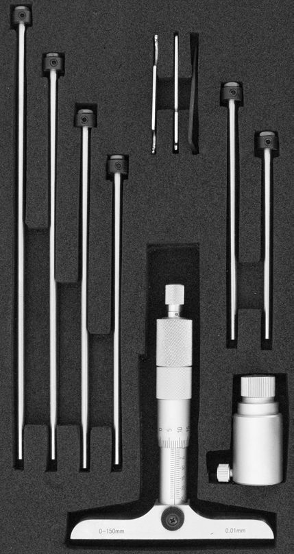 Mikrometrický hloubkoměr s výměnnými doteky 300/0,01 mm (HT-130-80)