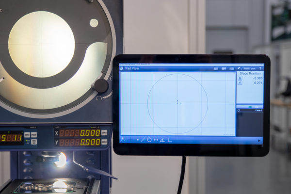 98118-63aaa406_3_png